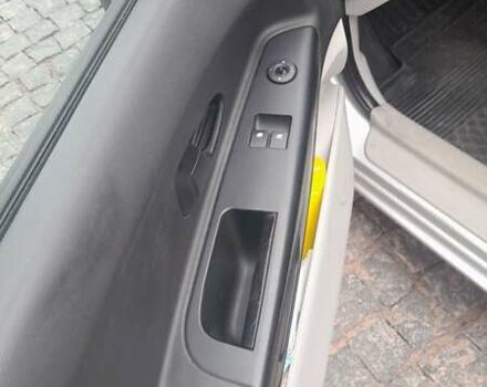Киа Сид, объемом двигателя 1.4 л и пробегом 273 тыс. км за 5800 $, фото 13 на Automoto.ua