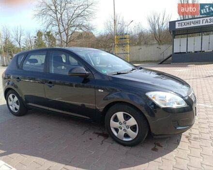 Киа Сид, объемом двигателя 1.6 л и пробегом 127 тыс. км за 6200 $, фото 2 на Automoto.ua