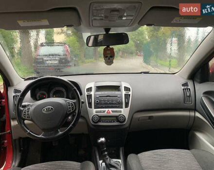 Киа Сид, объемом двигателя 1.6 л и пробегом 213 тыс. км за 4600 $, фото 5 на Automoto.ua