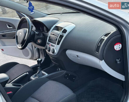 Киа Сид, объемом двигателя 1.6 л и пробегом 191 тыс. км за 6200 $, фото 22 на Automoto.ua