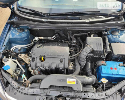 Киа Сид, объемом двигателя 1.4 л и пробегом 200 тыс. км за 11880 $, фото 2 на Automoto.ua
