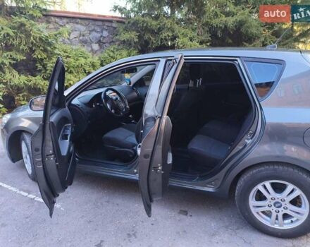 Киа Сид, объемом двигателя 1.6 л и пробегом 268 тыс. км за 6200 $, фото 5 на Automoto.ua