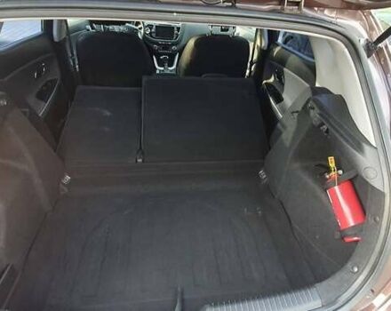 Киа Сид, объемом двигателя 1.59 л и пробегом 119 тыс. км за 10000 $, фото 27 на Automoto.ua