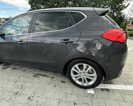 Киа Сид, объемом двигателя 1.6 л и пробегом 181 тыс. км за 9500 $, фото 2 на Automoto.ua