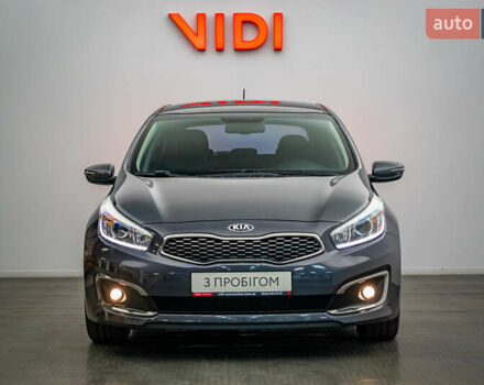 Киа Сид, объемом двигателя 1.6 л и пробегом 55 тыс. км за 14989 $, фото 4 на Automoto.ua