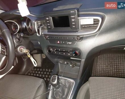 Киа Сид, объемом двигателя 1.6 л и пробегом 89 тыс. км за 13499 $, фото 15 на Automoto.ua