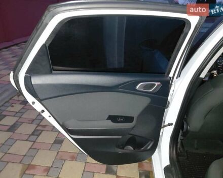 Киа Сид, объемом двигателя 1.6 л и пробегом 89 тыс. км за 13499 $, фото 7 на Automoto.ua