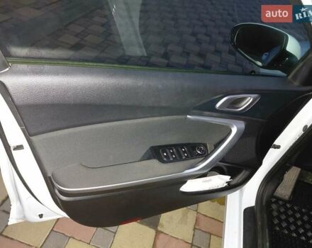 Киа Сид, объемом двигателя 1.6 л и пробегом 89 тыс. км за 13499 $, фото 6 на Automoto.ua