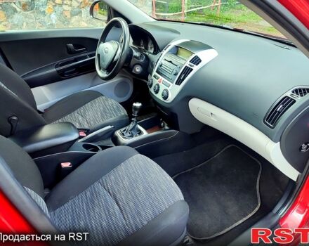 Киа Сид, объемом двигателя 1.4 л и пробегом 208 тыс. км за 6100 $, фото 5 на Automoto.ua