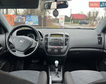 Кіа Сід, об'ємом двигуна 1.6 л та пробігом 263 тис. км за 5300 $, фото 7 на Automoto.ua
