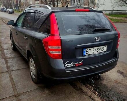 Киа Сид, объемом двигателя 1.6 л и пробегом 246 тыс. км за 5500 $, фото 10 на Automoto.ua