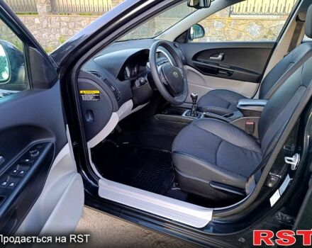 Киа Сид, объемом двигателя 1.6 л и пробегом 0 тыс. км за 5799 $, фото 4 на Automoto.ua
