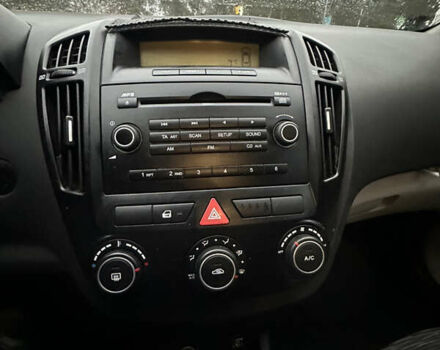 Киа Сид, объемом двигателя 1.6 л и пробегом 262 тыс. км за 5400 $, фото 16 на Automoto.ua