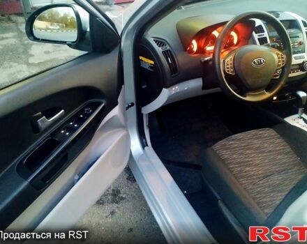 Киа Сид, объемом двигателя 1.6 л и пробегом 197 тыс. км за 7150 $, фото 6 на Automoto.ua