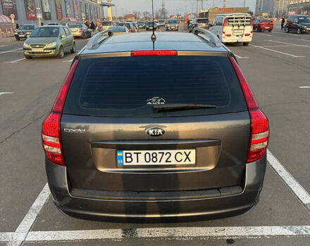 Кіа Сід, об'ємом двигуна 1.4 л та пробігом 250 тис. км за 6100 $, фото 5 на Automoto.ua