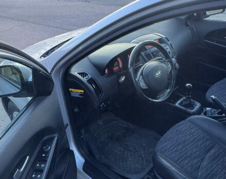 Киа Сид, объемом двигателя 1.4 л и пробегом 161 тыс. км за 5100 $, фото 10 на Automoto.ua