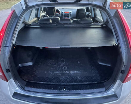 Киа Сид, объемом двигателя 1.4 л и пробегом 161 тыс. км за 5100 $, фото 8 на Automoto.ua