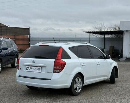 Киа Сид, объемом двигателя 1.4 л и пробегом 187 тыс. км за 6400 $, фото 1 на Automoto.ua