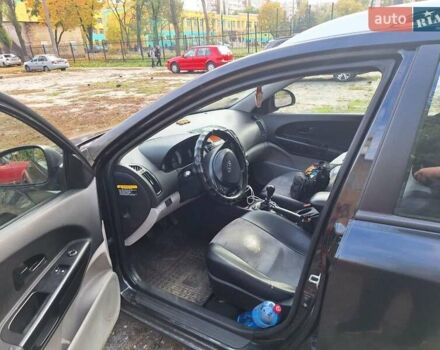 Киа Сид, объемом двигателя 1.4 л и пробегом 350 тыс. км за 5000 $, фото 4 на Automoto.ua