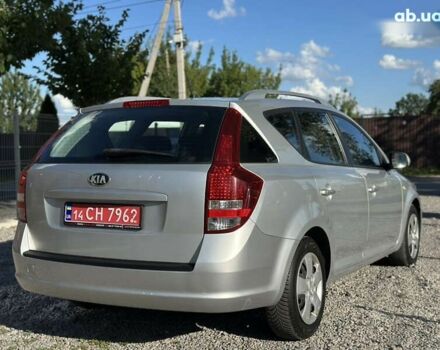 Кіа Сід, об'ємом двигуна 1.6 л та пробігом 237 тис. км за 6800 $, фото 12 на Automoto.ua