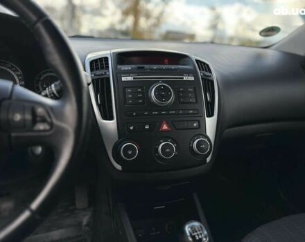 Киа Сид, объемом двигателя 1.6 л и пробегом 237 тыс. км за 6800 $, фото 25 на Automoto.ua