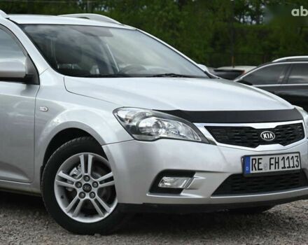 Киа Сид, объемом двигателя 1.6 л и пробегом 265 тыс. км за 5500 $, фото 2 на Automoto.ua