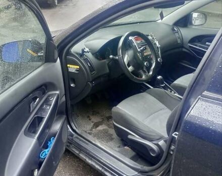 Киа Сид, объемом двигателя 1.6 л и пробегом 280 тыс. км за 6999 $, фото 2 на Automoto.ua