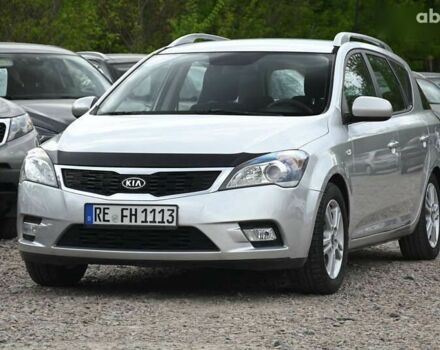 Киа Сид, объемом двигателя 1.6 л и пробегом 265 тыс. км за 5500 $, фото 4 на Automoto.ua