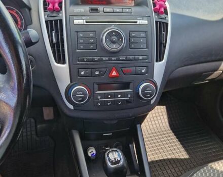 Киа Сид, объемом двигателя 1.58 л и пробегом 230 тыс. км за 6800 $, фото 8 на Automoto.ua