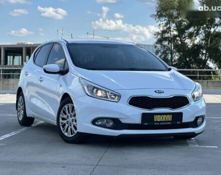 Кіа Сід, об'ємом двигуна 0 л та пробігом 138 тис. км за 10400 $, фото 6 на Automoto.ua