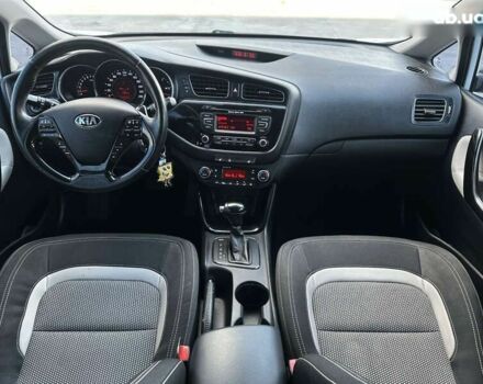 Кіа Сід, об'ємом двигуна 0 л та пробігом 138 тис. км за 10400 $, фото 22 на Automoto.ua