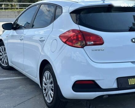 Кіа Сід, об'ємом двигуна 0 л та пробігом 138 тис. км за 10400 $, фото 18 на Automoto.ua