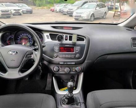 Киа Сид, объемом двигателя 1.4 л и пробегом 174 тыс. км за 7599 $, фото 15 на Automoto.ua