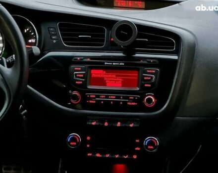 Кіа Сід, об'ємом двигуна 1.6 л та пробігом 199 тис. км за 10500 $, фото 14 на Automoto.ua