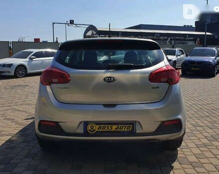 Киа Сид 2015 в Мукачево на Automoto.ua Киа Сид, объемом двигателя 1.6 л и пробегом 70 тыс. км за 12200 $, фото 3 на Automoto.ua