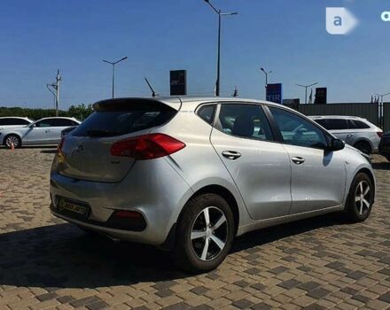 Киа Сид 2015 в Мукачево на Automoto.ua Киа Сид, объемом двигателя 1.6 л и пробегом 70 тыс. км за 12200 $, фото 2 на Automoto.ua