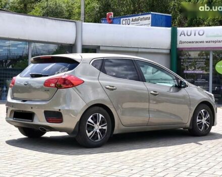 Кіа Сід, об'ємом двигуна 1.6 л та пробігом 83 тис. км за 13300 $, фото 4 на Automoto.ua