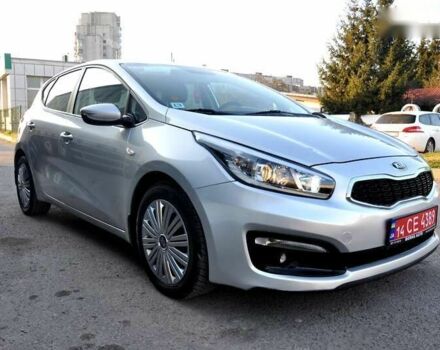 Киа Сид, объемом двигателя 1.4 л и пробегом 210 тыс. км за 7500 $, фото 3 на Automoto.ua