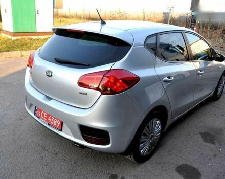 Киа Сид, объемом двигателя 1.4 л и пробегом 210 тыс. км за 7500 $, фото 5 на Automoto.ua