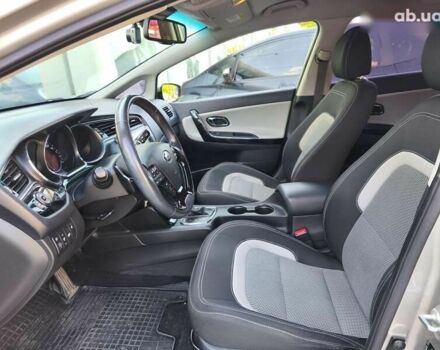 Кіа Сід, об'ємом двигуна 1.6 л та пробігом 83 тис. км за 13300 $, фото 8 на Automoto.ua