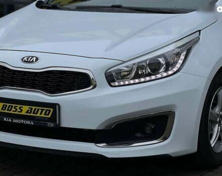 Киа Сид, объемом двигателя 1.4 л и пробегом 196 тыс. км за 8600 $, фото 6 на Automoto.ua