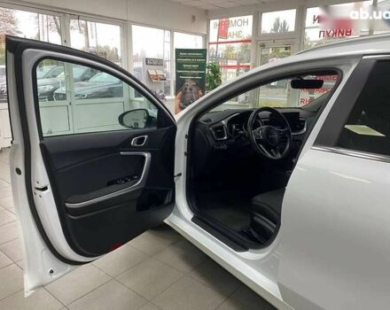 Киа Сид, объемом двигателя 1.6 л и пробегом 57 тыс. км за 17990 $, фото 14 на Automoto.ua