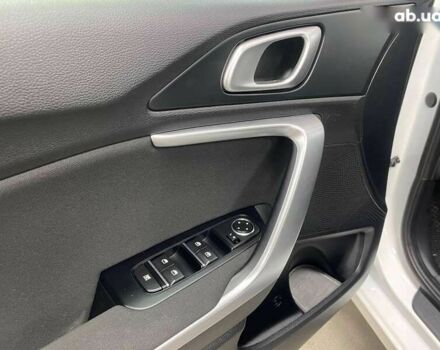 Кіа Сід, об'ємом двигуна 1.6 л та пробігом 57 тис. км за 17790 $, фото 15 на Automoto.ua