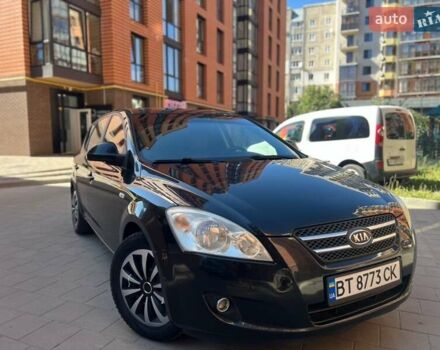 Киа Сид, объемом двигателя 1.4 л и пробегом 250 тыс. км за 5300 $, фото 1 на Automoto.ua