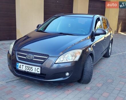 Киа Сид, объемом двигателя 2 л и пробегом 227 тыс. км за 4500 $, фото 1 на Automoto.ua