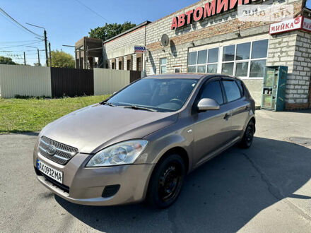 Кіа Сід 2007 у Сумах на Automoto.ua Кіа Сід, об'ємом двигуна 1.59 л та пробігом 196 тис. км за 5000 $, фото 1 на Automoto.ua