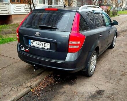 Киа Сид, объемом двигателя 1.6 л и пробегом 246 тыс. км за 5500 $, фото 1 на Automoto.ua