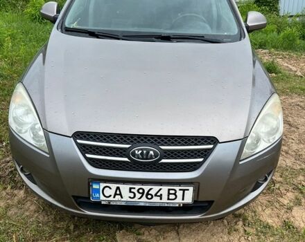 Киа Сид, объемом двигателя 1.6 л и пробегом 370 тыс. км за 4800 $, фото 1 на Automoto.ua