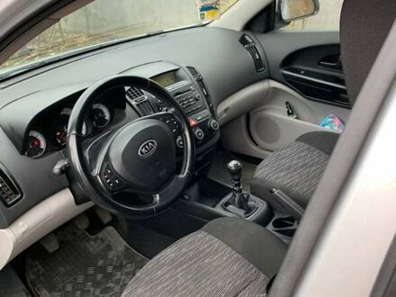 Киа Сид 2008 в Полтаве на Automoto.ua Киа Сид, объемом двигателя 1.4 л и пробегом 172 тыс. км за 5500 $, фото 1 на Automoto.ua