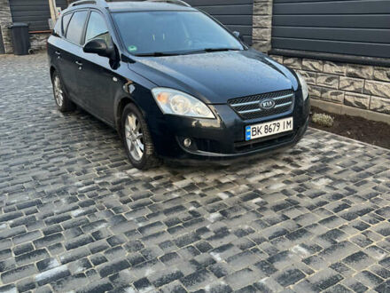 Киа Сид, объемом двигателя 1.61 л и пробегом 220 тыс. км за 5500 $, фото 1 на Automoto.ua